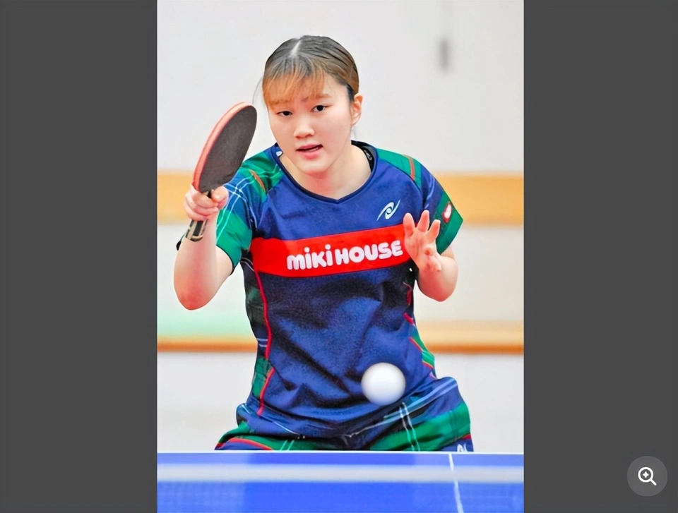 凭借强力进攻，大藤沙月力争在全日本乒乓球锦标赛上首度封后