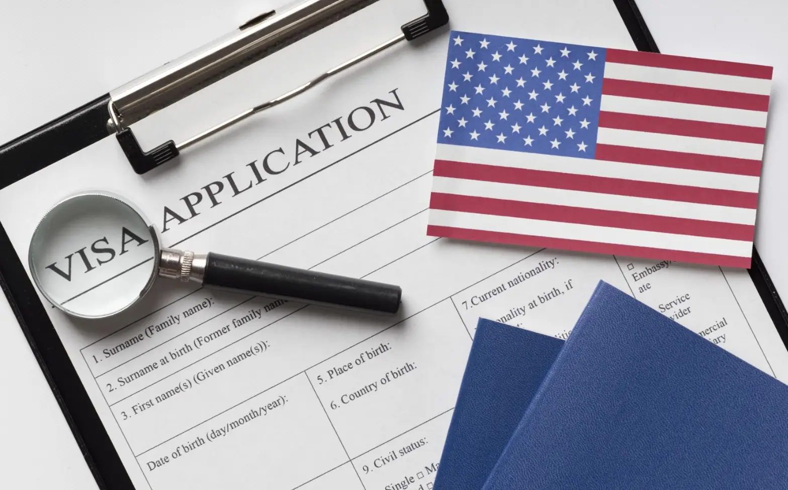 美对75个国家无限期暂停签证，短期访问不受影响 泰国网友：被当成吃低保的了