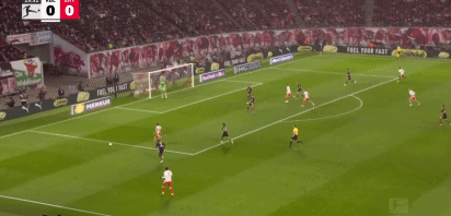 拜仁捧杯视频_孔帕尼：上半场对手的实力像是我们两倍，下半场拜仁表现很棒_孔帕尼：上半场对手的实力像是我们两倍，下半场拜仁表现很棒