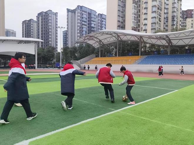 每一项运动，都在定义新的成长！银初，遇见你真好！