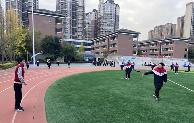 乒乓球分组比赛规则_乒乓球比赛规则的定义_乒乓球规则赛制