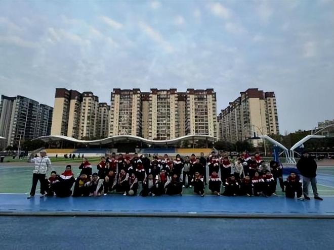 乒乓球比赛规则的定义_乒乓球分组比赛规则_乒乓球规则赛制