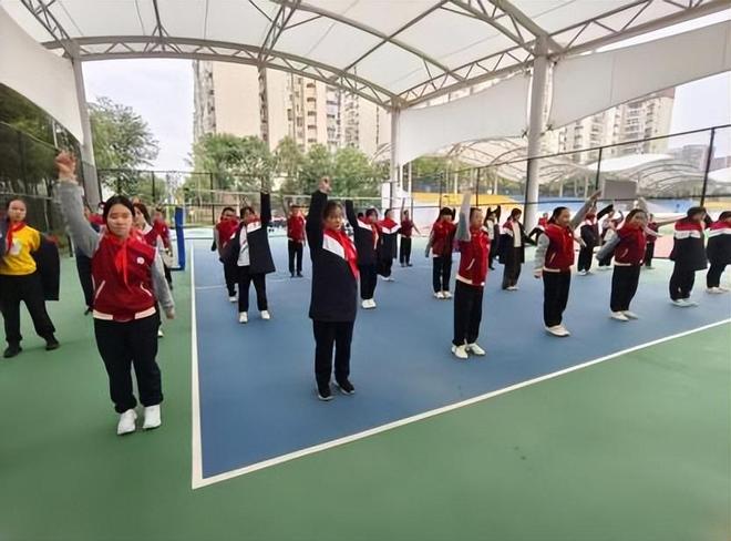 乒乓球比赛规则的定义_乒乓球规则赛制_乒乓球分组比赛规则