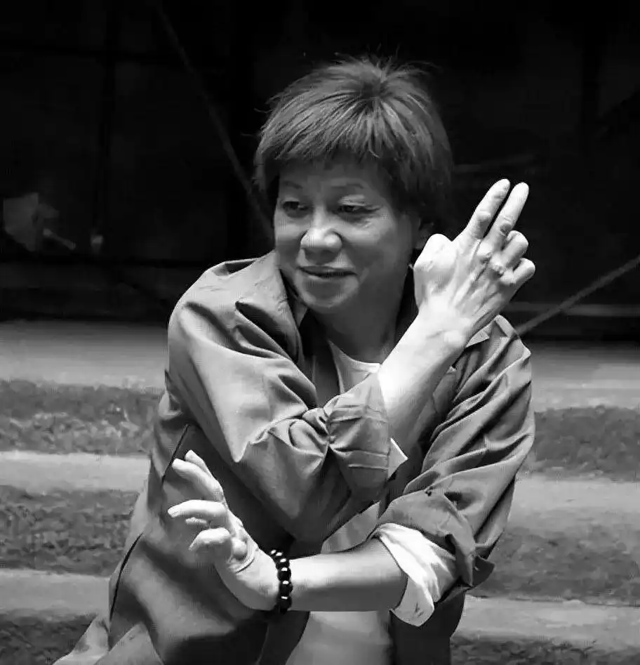 梁小龙死因公开:因心脏衰竭离世_梁小龙真实年龄澄清_梁小龙去世消息