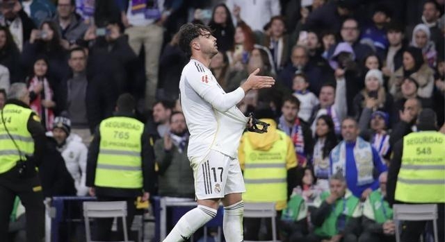 西甲VAR判罚争议_2026皇马巴萨_西甲巴萨皇马马竞争冠