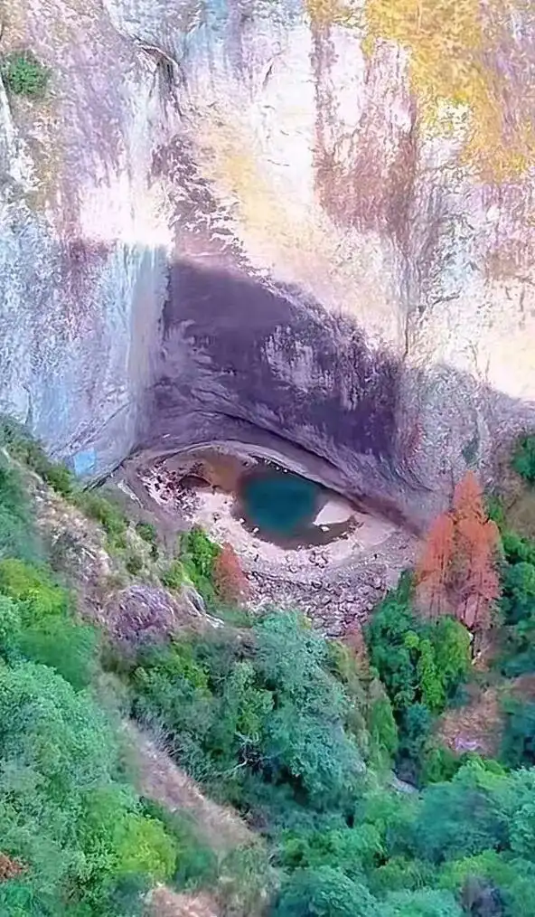 雁荡山大龙湫开龙眼奇观_浙江大龙湫瀑布惊现“龙眼”奇观_大龙湫龙眼最佳观赏角度