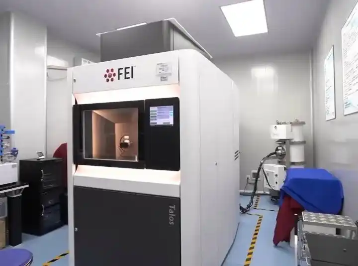 黄金能“长”出来?中国科学家新发现_黄金纳米尺度原位研究_黄铁矿表面金纳米颗粒形成过程