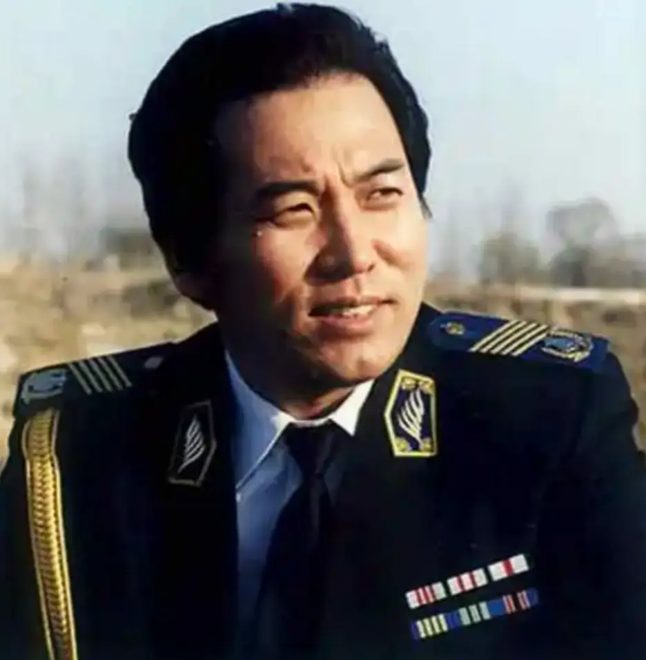 佟铁鑫 妻子林丹诗 _佟铁鑫的老婆林丹诗_佟铁鑫 低调生活