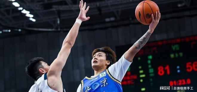 篮球球星\\_CBA豪门球队竞争_CBA快节奏强对抗