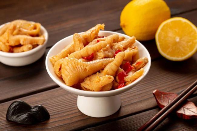 这6种食物看着干巴 实则是脂肪大户 警惕隐藏的高脂陷阱