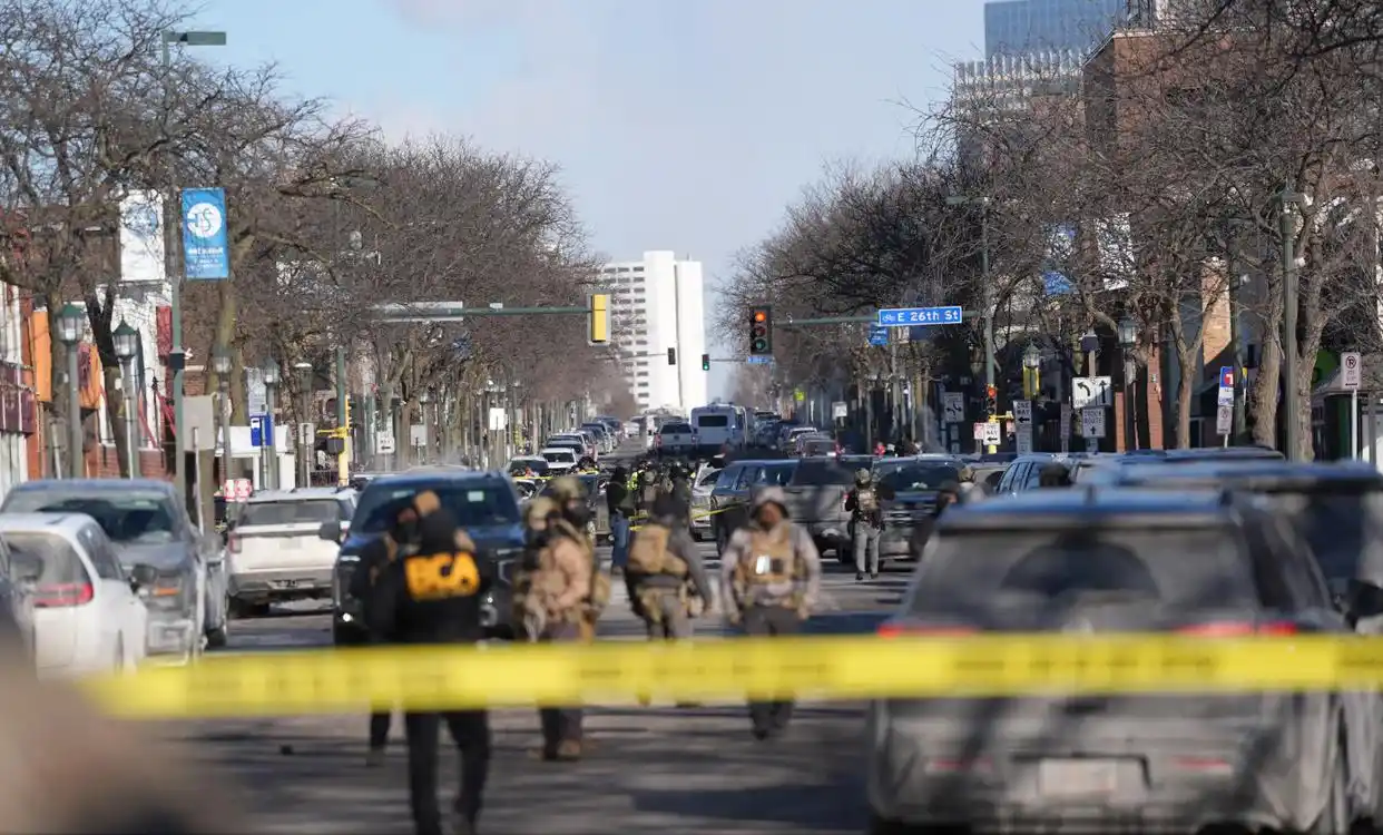 俄美乌三方会谈领土议题_伊朗回应美方威胁_伊朗副外长:做好200%的自卫准备