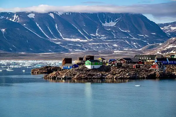 伊朗副外长:做好200%的自卫准备_伊朗回应美方威胁_俄美乌三方会谈领土议题